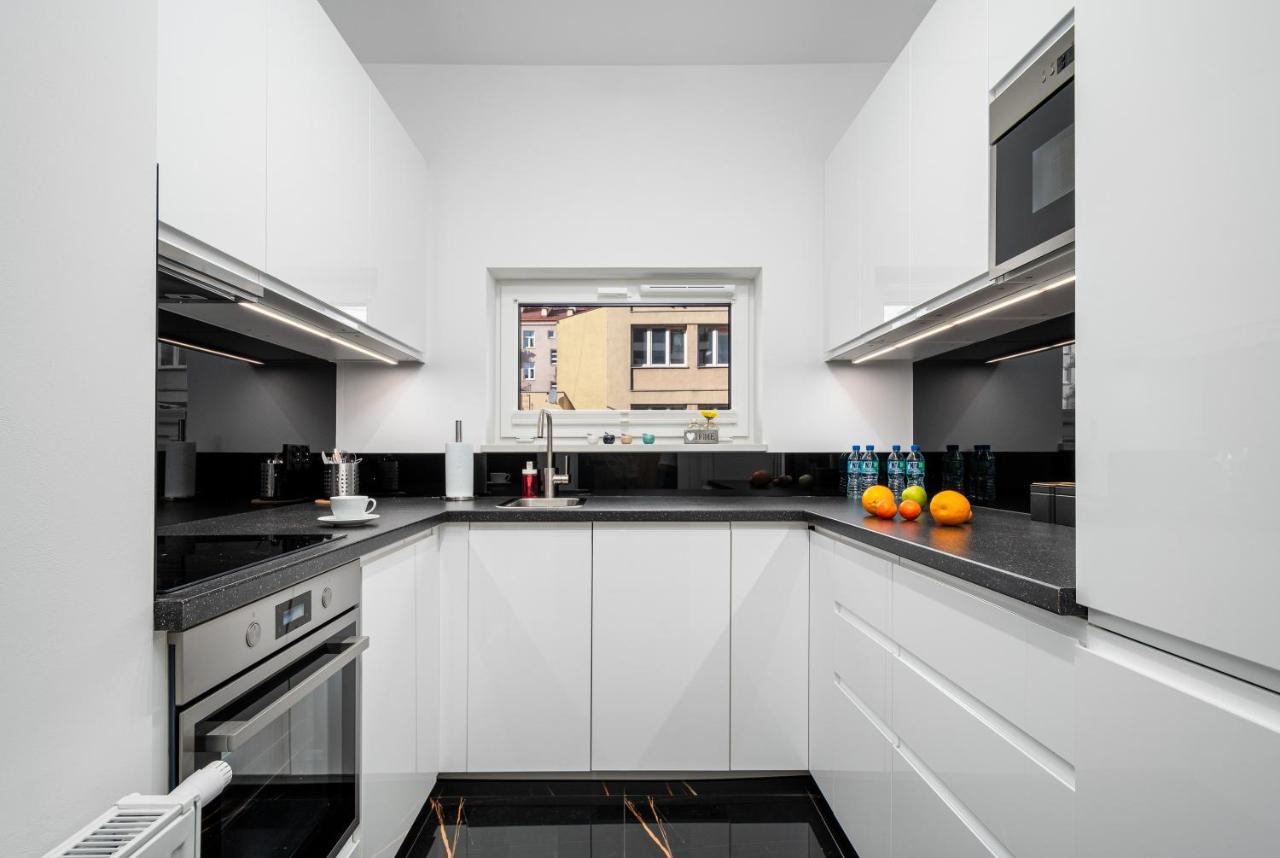 ורשה Your Apartments Okrzei 12 מראה חיצוני תמונה