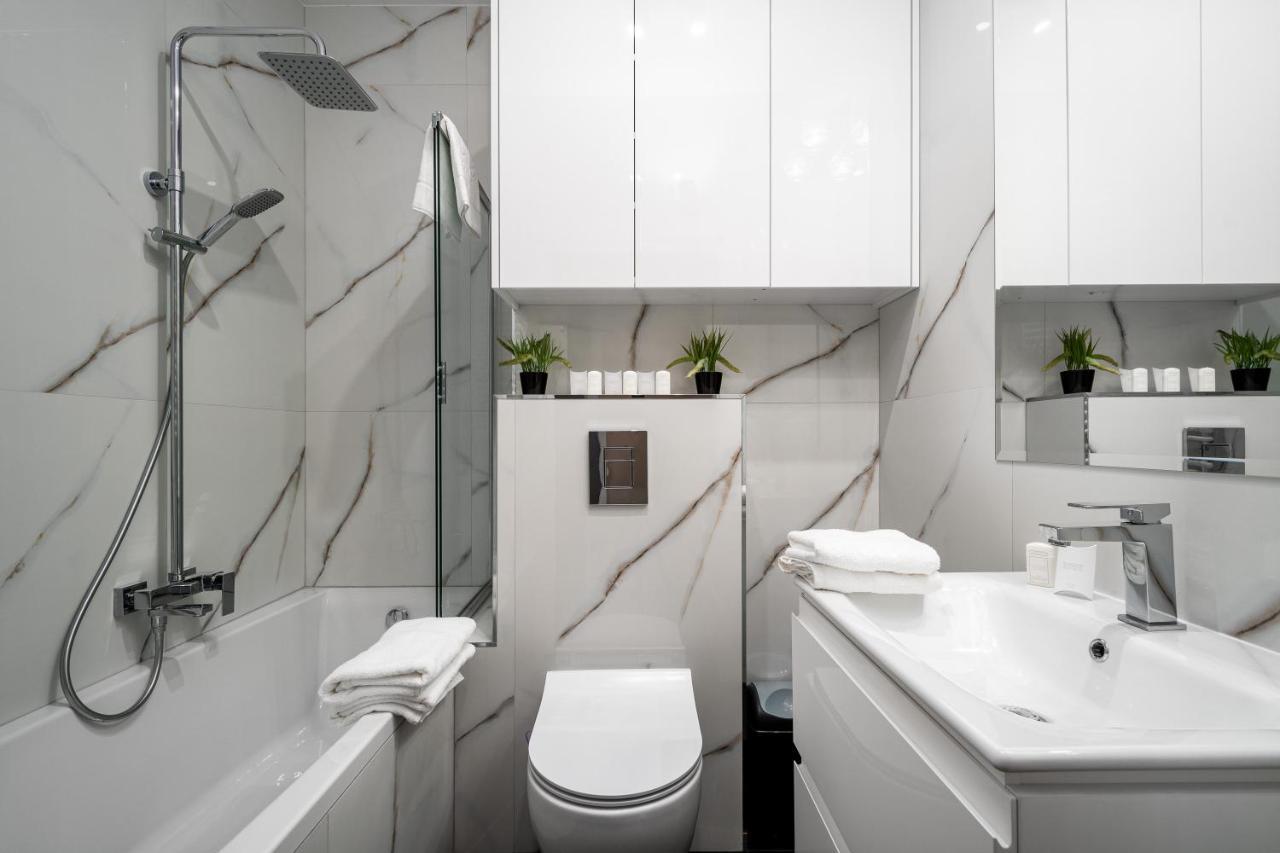 ורשה Your Apartments Okrzei 12 מראה חיצוני תמונה