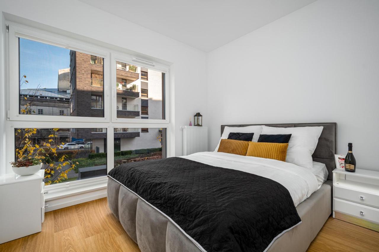 ורשה Your Apartments Okrzei 12 מראה חיצוני תמונה
